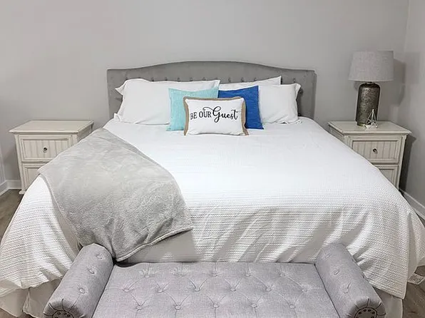 3600 Thomas Dr, Panama City Beach, FL 32408