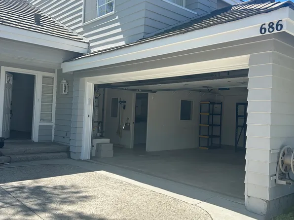 686 Pacific Cove Dr, Port Hueneme, CA 93041