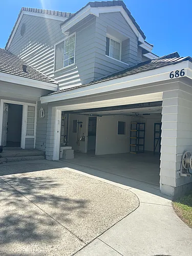 686 Pacific Cove Dr Photo 1