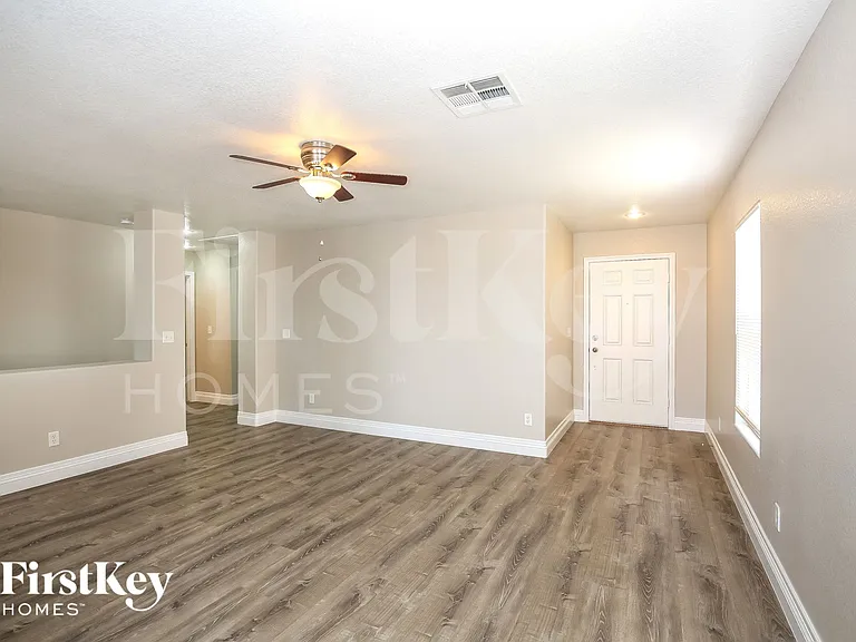 7908 Pale Rider St — Photo 4