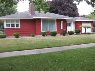 1804 Ward St, Essexville, MI 48732