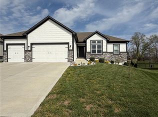 2209 Greenfield Ct, Kearney, MO 64060