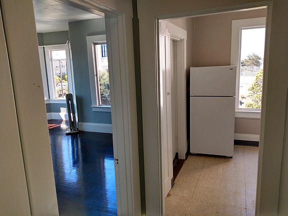 4th image of 957 Fell St APT 7