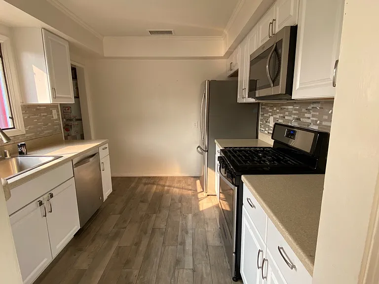 134 Morro Ave — Photo 9
