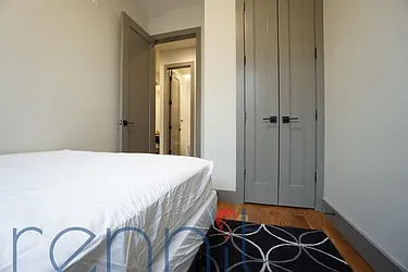 Rented by Rennit Inc.