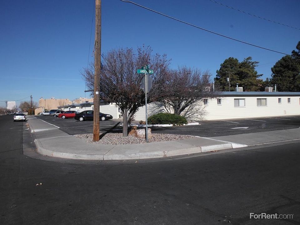 1st image of 1208 Ortiz Dr SE