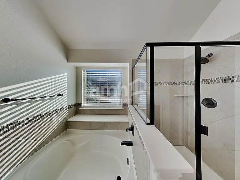 215 Buckskin Dr — Photo 12