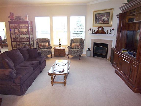 2nd image of 4234 Rosefinch Way