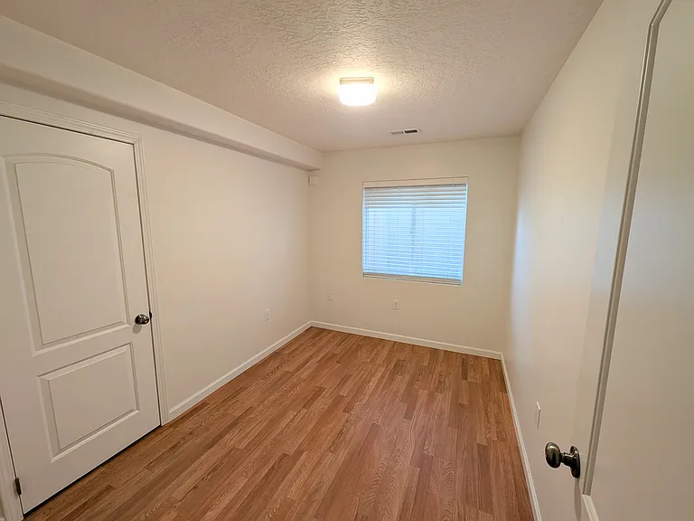 2nd Bedroom with closet