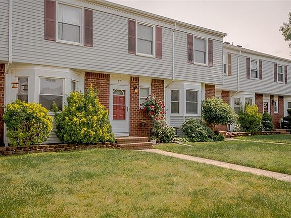 3rd image of 27 Tiger Lilly Ct #27