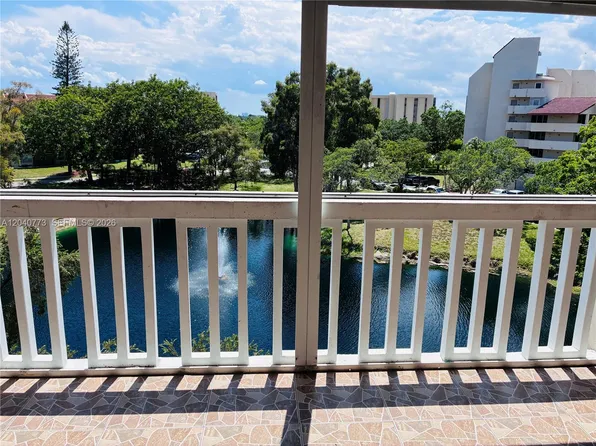 7011 Environ Blvd APT 412, Lauderhill, FL 33319