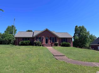 6415 Waid Cir, Paducah, KY 42001