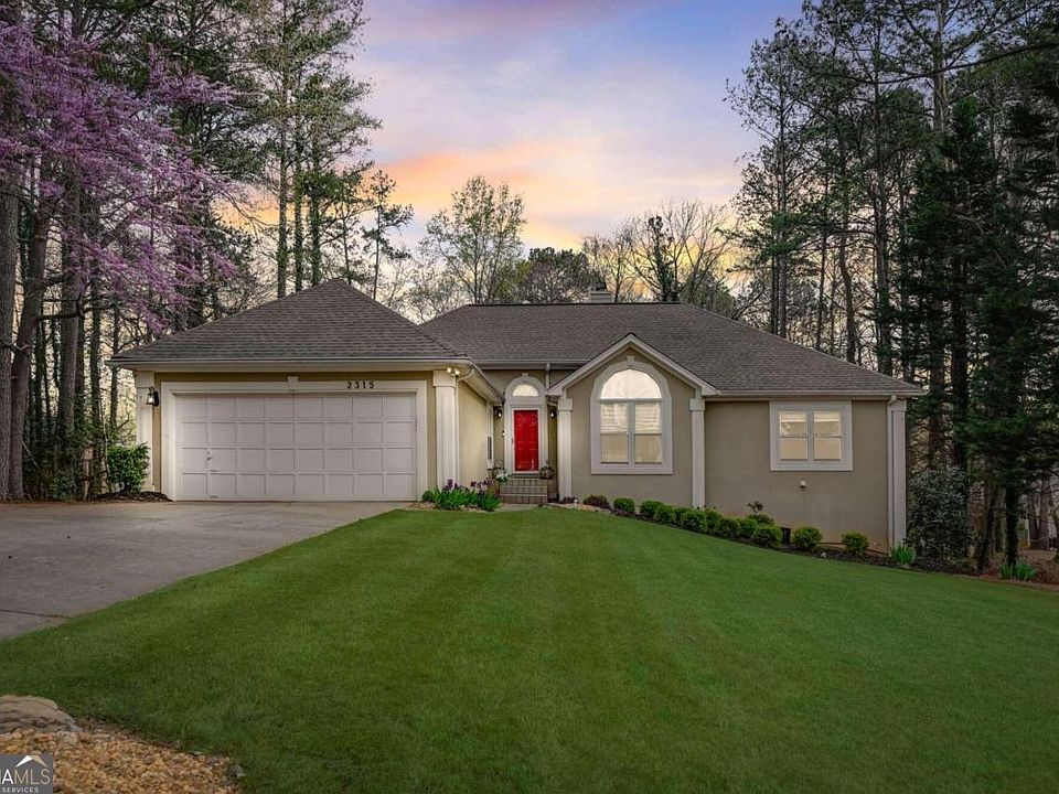 1st image of 2315 Evergreen Ln
