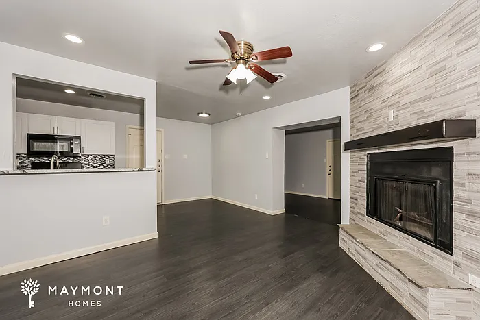 5601 Oak Grove Rd — Photo 3