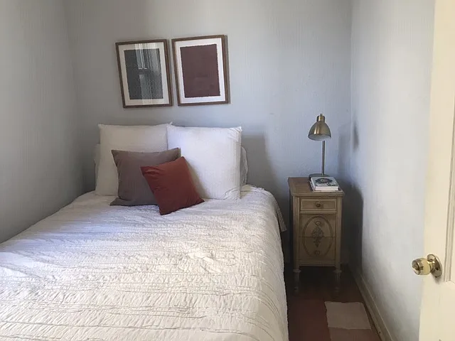 916 N Damen Ave #2R — Photo 9