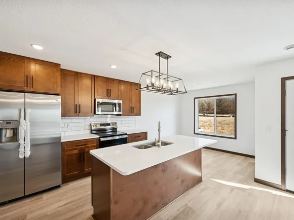 18064 Walnut Cir, Big Lake, MN 55309