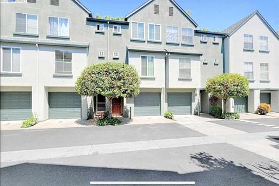 1st image of 665 Atherton Pl