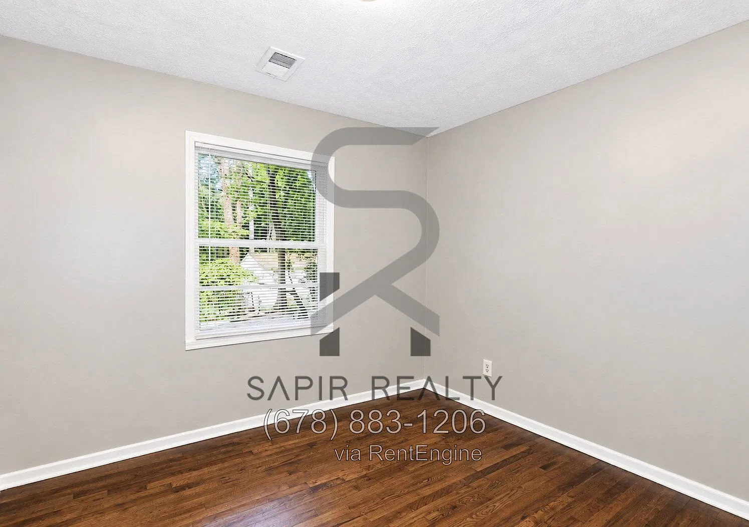 4 bed, 2.0 bath, 1025 sqft, $1,650 — Photo 2