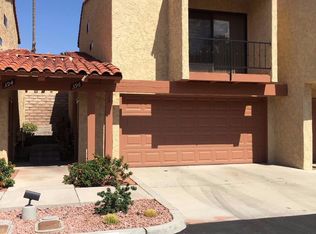 396 S Calle Jasmin, Palm Springs, CA 92262