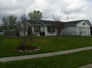 522 Lexington Blvd, Fort Atkinson, WI 53538