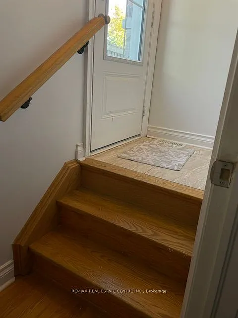 2 bed, $2,000 — Photo 2