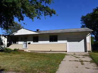 310 Hoover Rd, Elkhart, IN 46514