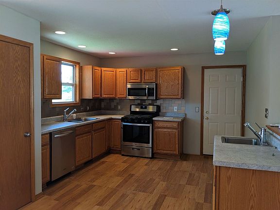 4th image of 323 W Whispering Ln