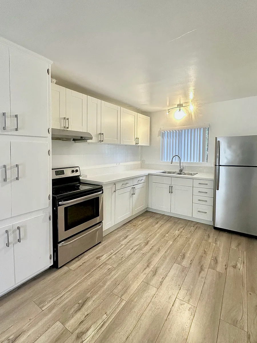 Building Photo - 2333 Hauser Blvd #2