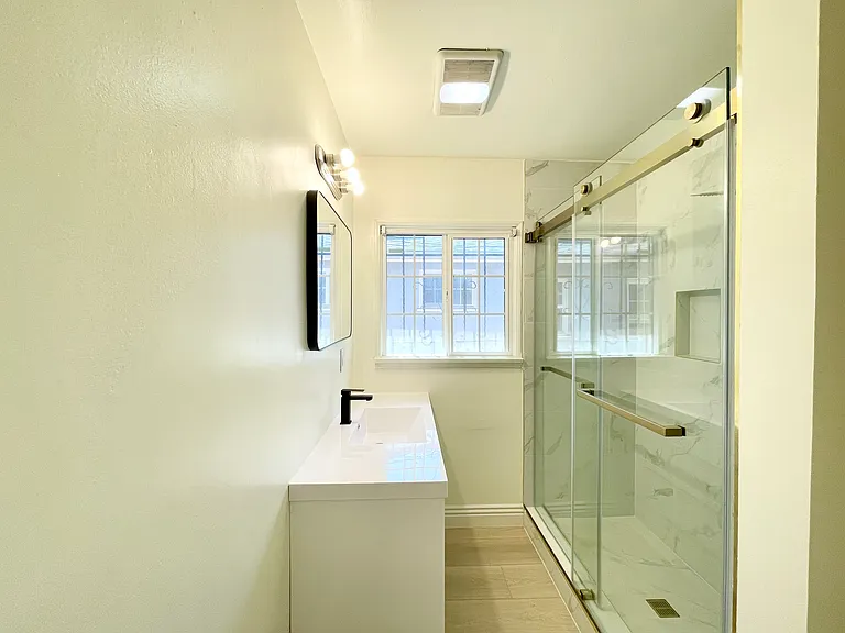 13708 Purche Ave — Photo 21