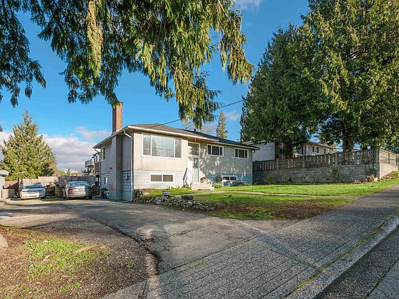 3rd image of 11181 90th Ave