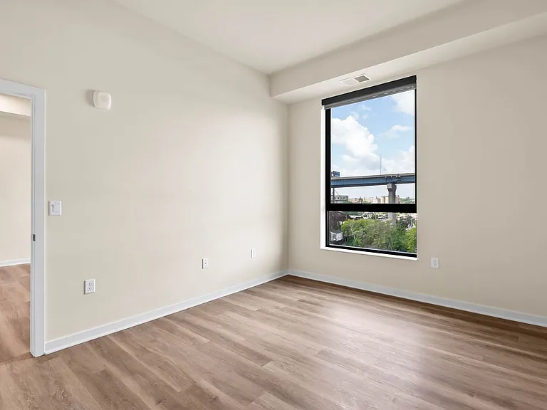 600 W Freshwater Way #101 — Photo 8