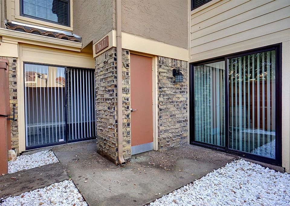 1st image of 2617 Piedras #1