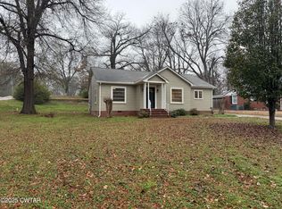 805 Tipton Ave, Dyersburg, TN 38024