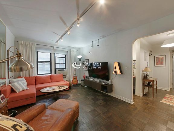 2nd image of 1 W 126th St APT 1A