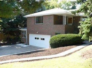 1290 Craig Dr, North Huntingdon, PA 15642