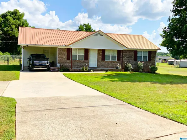 2016 Peaceburg Rd, Weaver, AL 36277