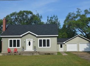 1607 N Benson Rd, Fountain, MI 49410