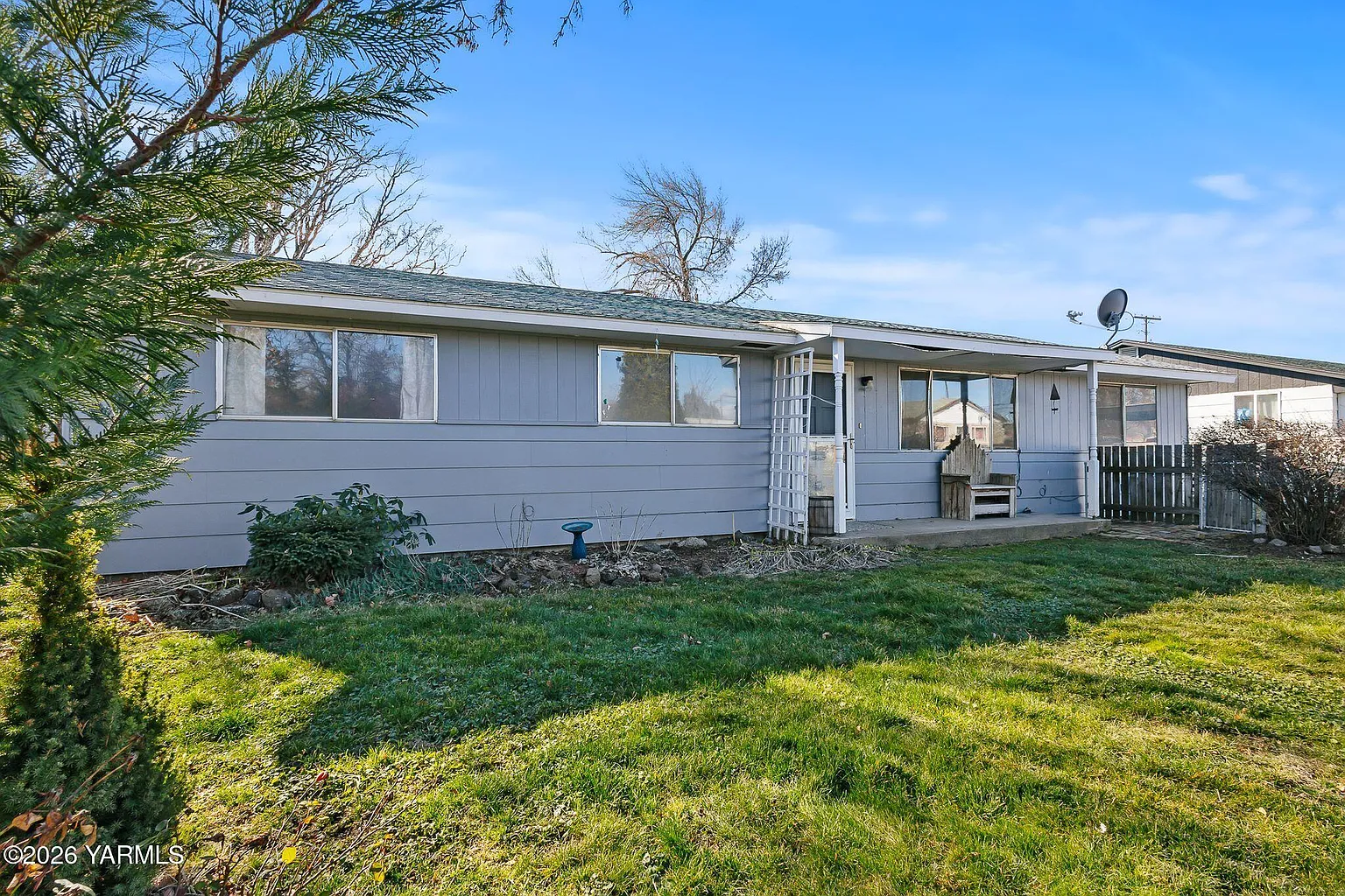 1215 Wisconsin Ave photo 1