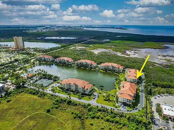 4th image of 20031 Sanibel View Cir Unit 207