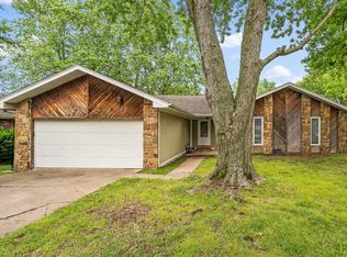 728 S Barnes Ave, Springfield, MO 65802