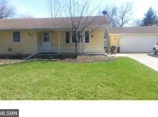 821 8th Ave NW, Waseca, MN 56093