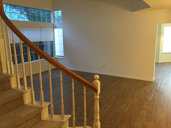 3rd image of 14834 Heather Glen Way