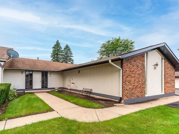 913 Wiltshire Dr APT A, McHenry, IL 60050