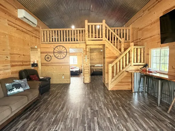 24448 Heritage Rd, Bevier, MO 63532