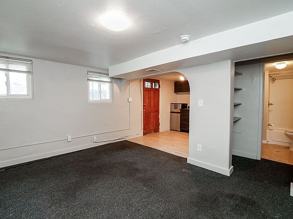 5th image of 2231 N Ogden St #B