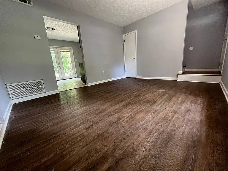 255 Jockey Club Dr — Photo 22