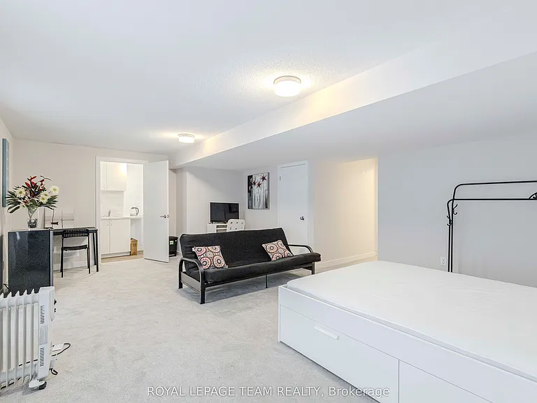 276 Appalachian Cir — Photo 3