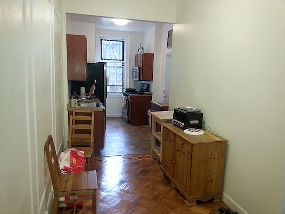 4th image of 429 Sterling Pl APT 2R