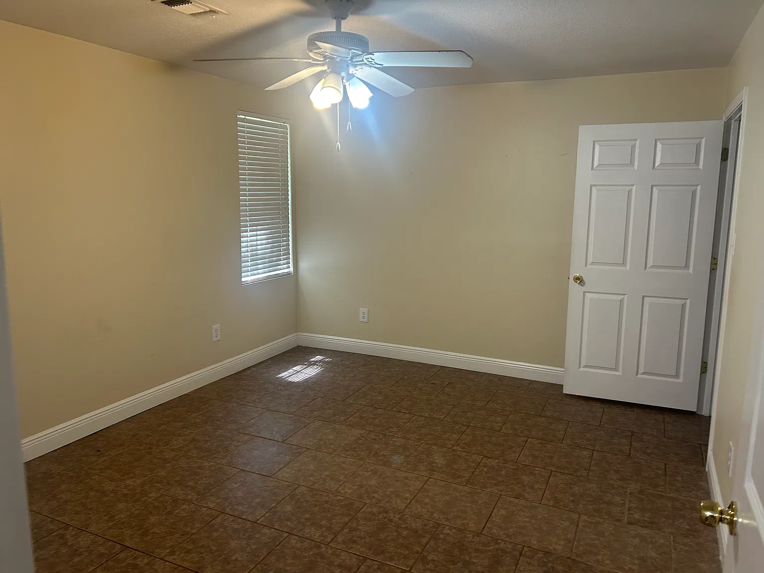 94 Cedar Place Cv — Photo 4