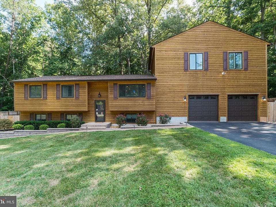 1st image of 7213 Plantation Forest Dr